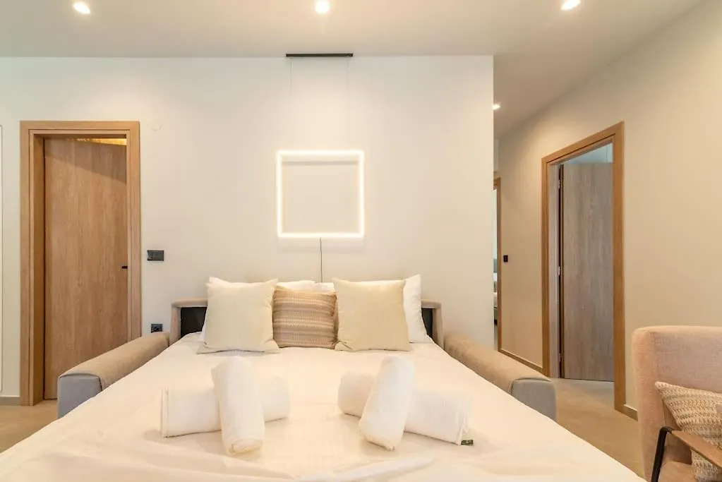 Apartment New Stylish Apt Near Downtown Heraklion  Greece